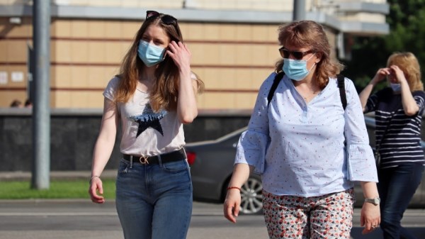 Биолог связала уровень заболеваемости коронавирусом в России с погодой
