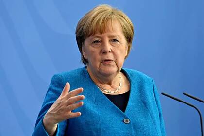 Меркель раскритиковала идею отказаться от патентов на вакцины